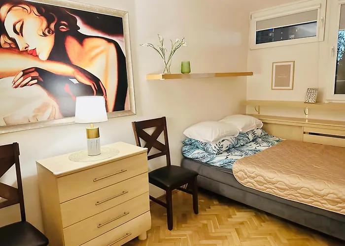 Comfortable In The Center